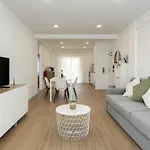 Alva - Cozy With Pool By Hd Apartman